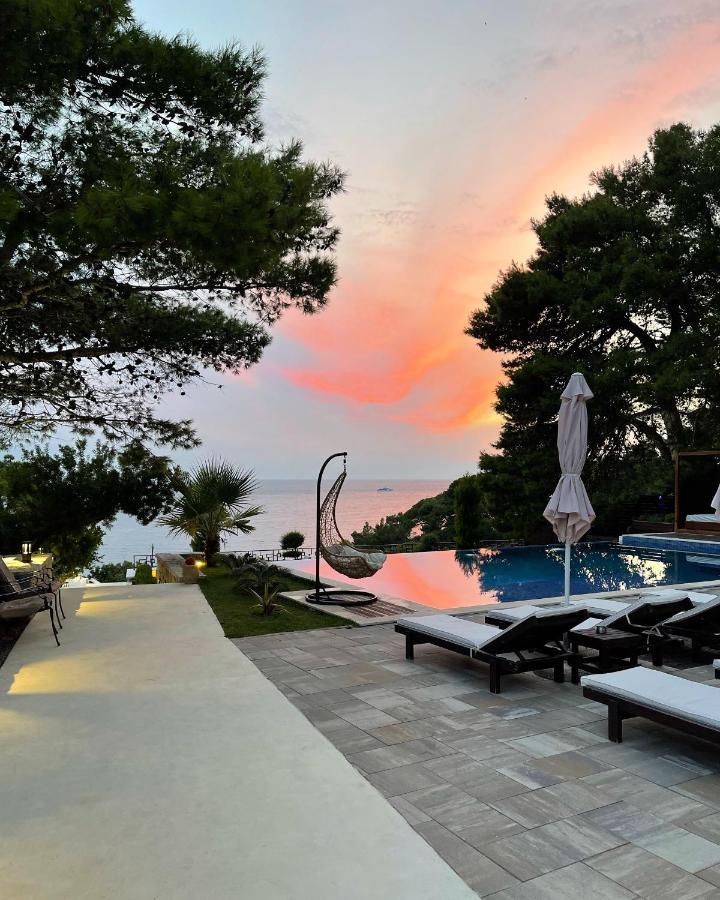 Pino Boutique Hotel Ulcinj Exterior photo